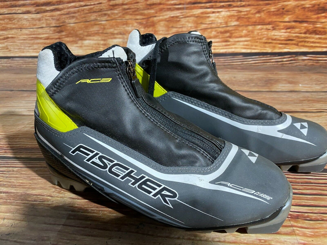 Fischer RC3 Classic Cross Country Ski Boots Size EU39 US7 NNN binding