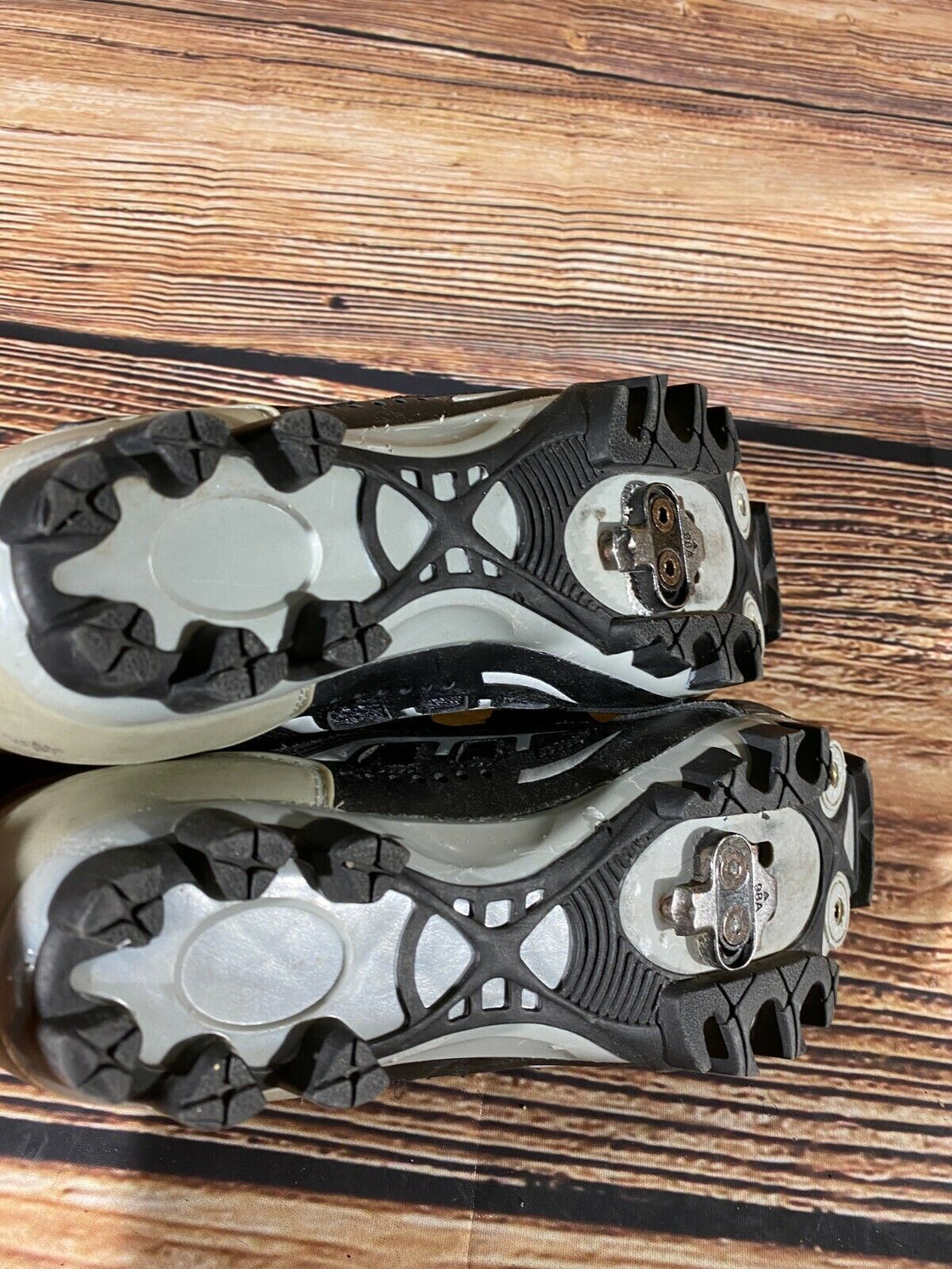 SPECTRA Cycling MTB Shoes Mountain Bike Boots Size EU39, US6.5, Mondo 250