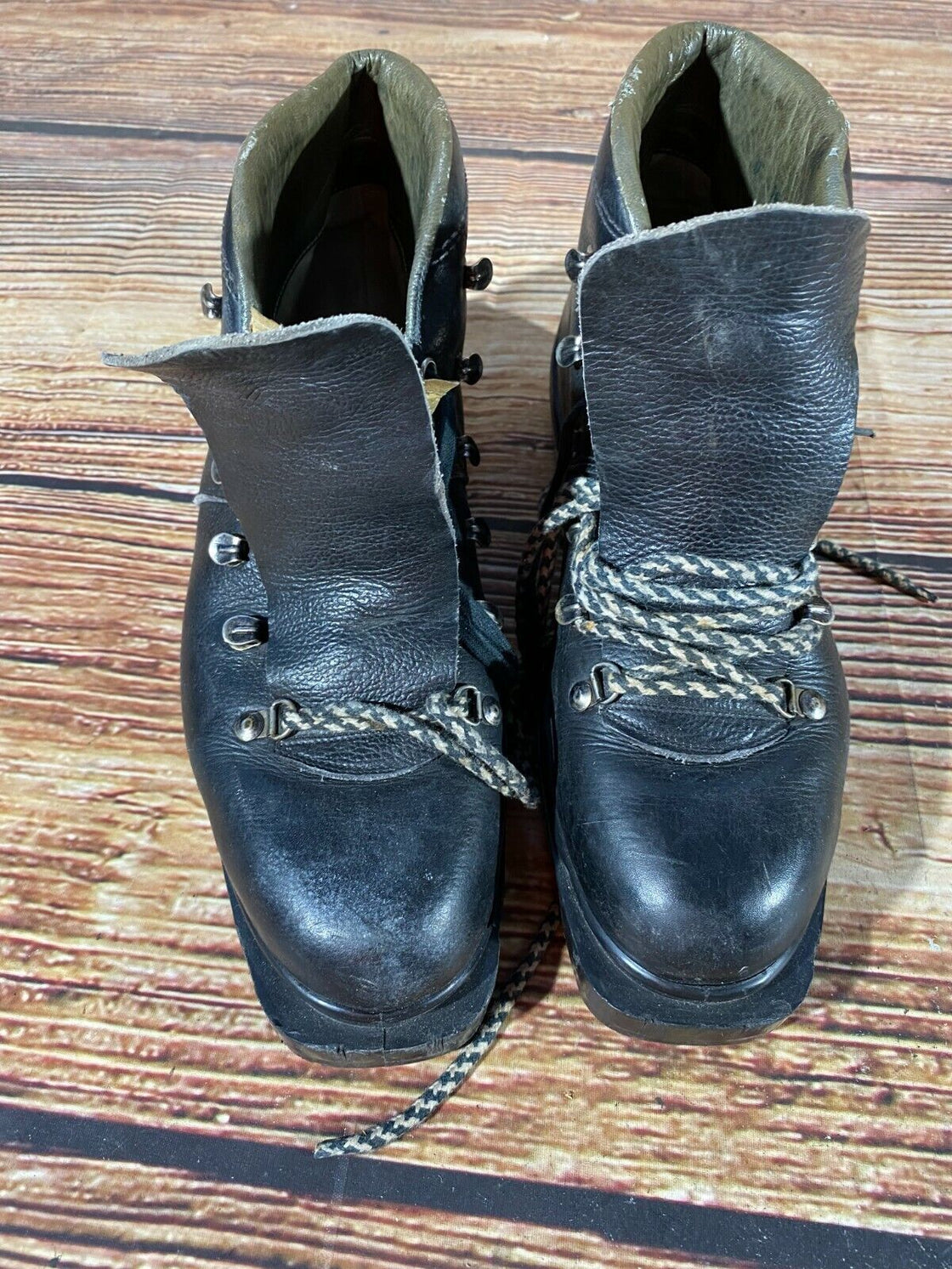 KRISTIANIA Vintage Alpine Ski Boots EU44 US9.5 UK9 Mondo 278 Cable Bindings KL94