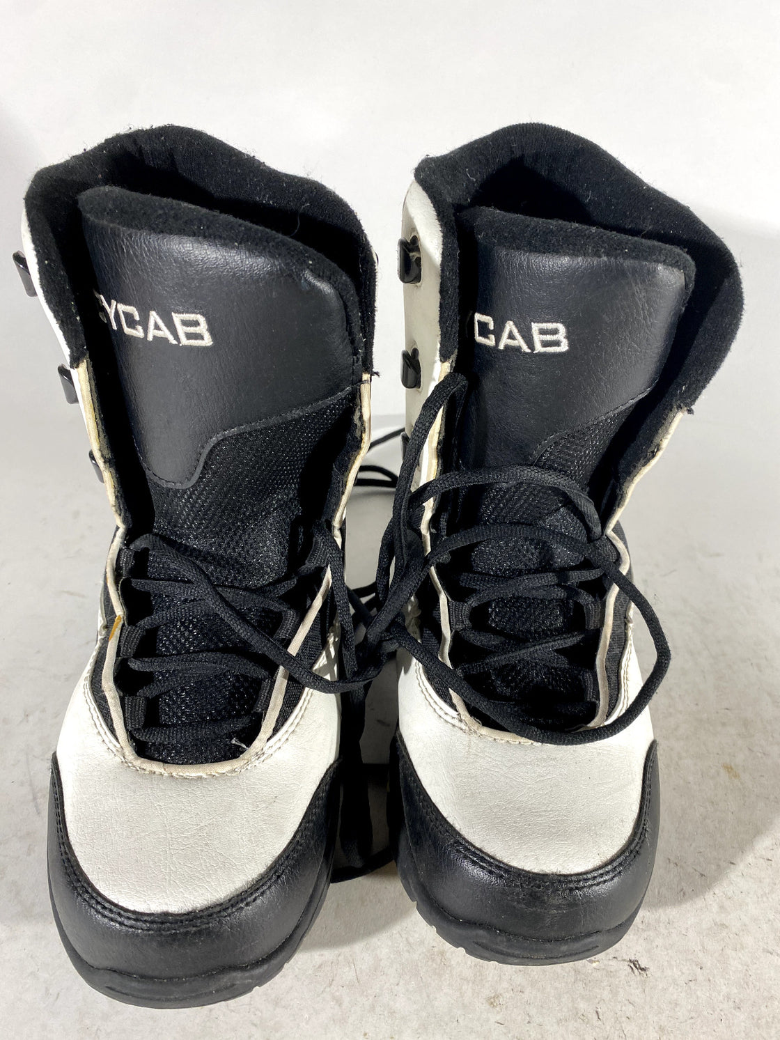 CYCAB Snowboard Boots Size EU38, US5.5, UK4.5 Mondo 243 mm