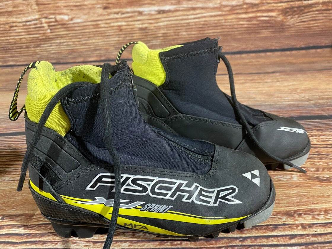 Fischer XJ Sprint Kids Nordic Cross Country Ski Boots Size EU31 US12.5 NNN F-437